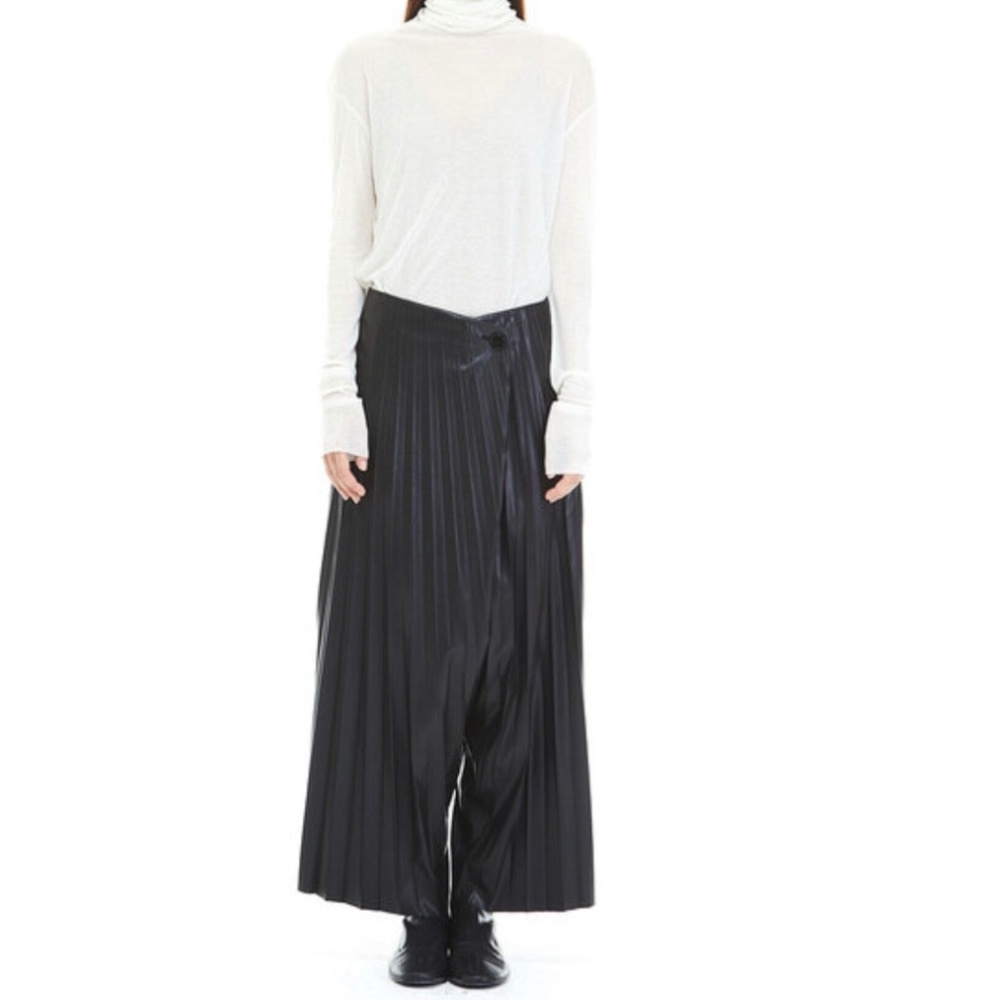 New! gaze de lin MY BRAND Retouch_FAKE LEATHER PLEATS WIDE PANTS_BLACK - Picture 1 of 3